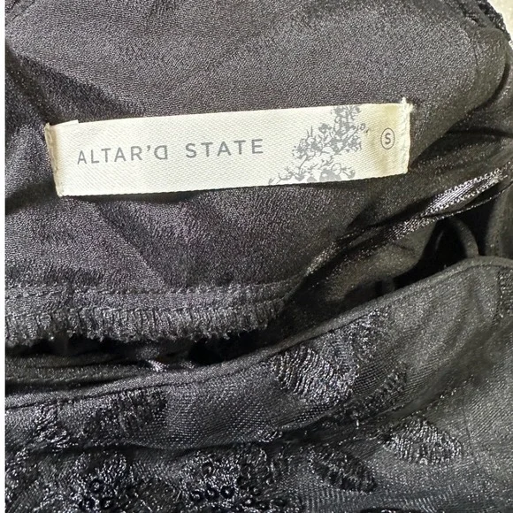 Altar'd State Lumeny Rue Sequin Lace Maxi Dress Tiered Size S Formal Prom - Picture 5 of 6